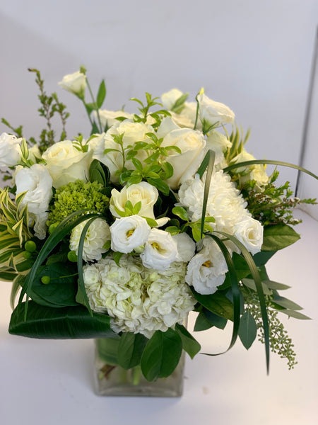 Funeral Flower Advice for Friends and Acquaintances