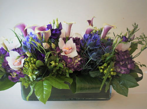 C6 - Modern Purple Calla Lily Arrangement - Flowerplustoronto
