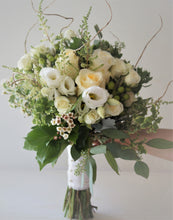 Load image into Gallery viewer, Delicate Gardeny Ivory Hand-tied Bridal Bouquet - Flowerplustoronto
