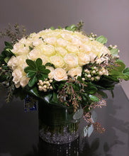 Load image into Gallery viewer, V2 - Classic White Roses in Vase - Flowerplustoronto
