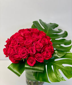 V18 - Modern Red Rose Arrangement - Flowerplustoronto