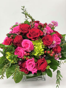 V7 - Lush Red and Pink Rose Nosegay - Flowerplustoronto