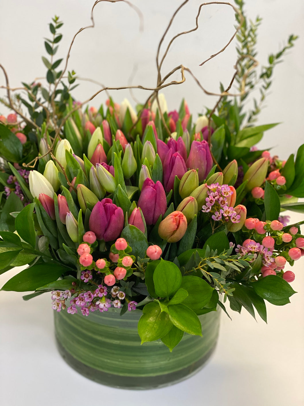 F95 - Lush Pastel Tulip Vase Arrangement (Tulip Colours based on Availability) - Flowerplustoronto