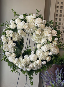 FNS13 - Classic White and Green Wreath - Flowerplustoronto