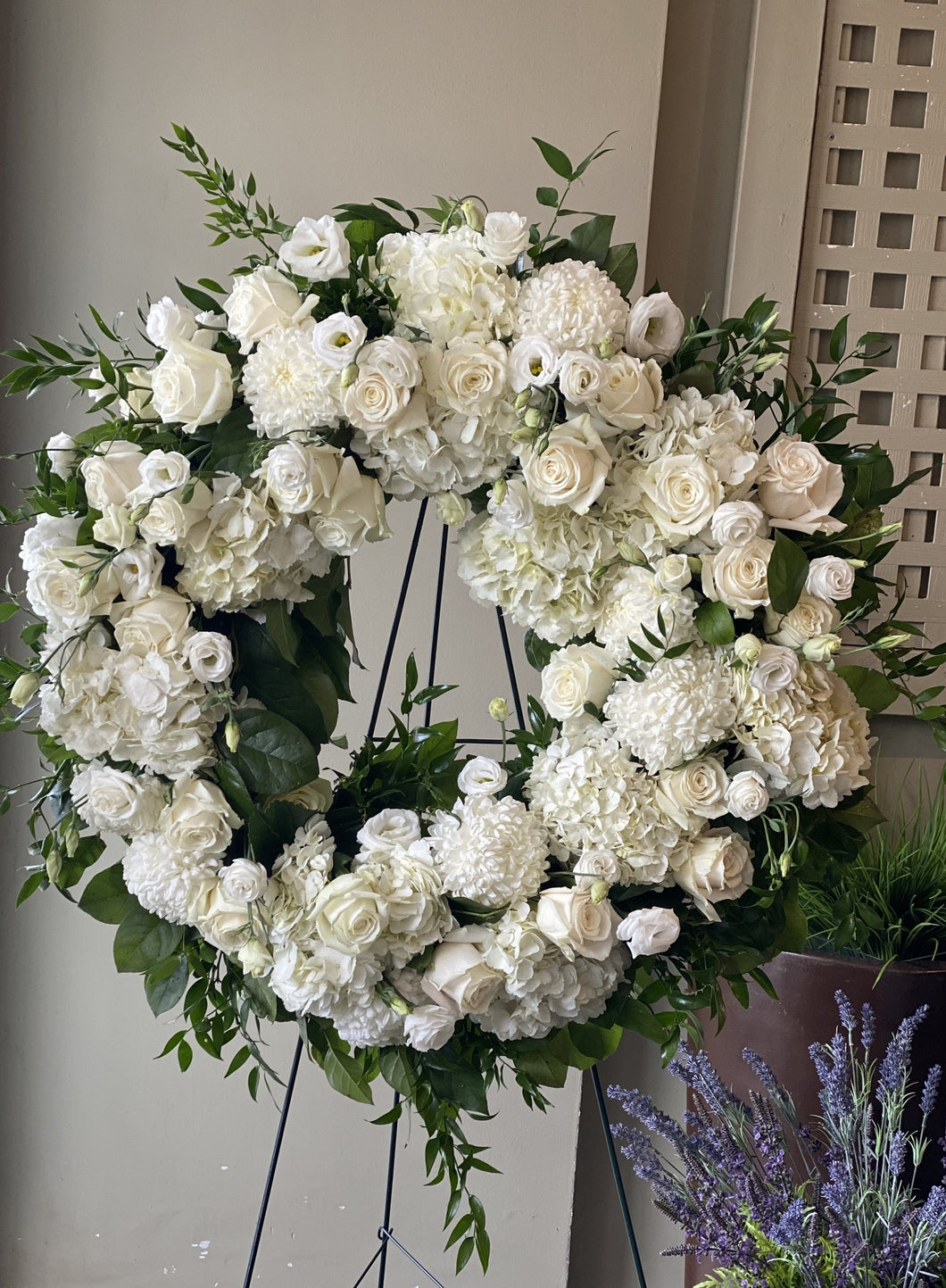 FNS13 - Classic White and Green Wreath - Flowerplustoronto