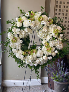 FNS33 - Classic White and Green Wreath - Flowerplustoronto
