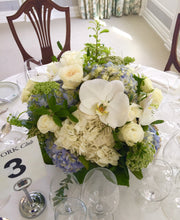 Load image into Gallery viewer, E38 - White and Light Blue Centerpieces - Flowerplustoronto
