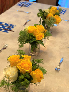 F148 - Yellow and White Small Arrangements, Series Design Along the Table (Queen Anne Lace not available, will substitute) - Flowerplustoronto
