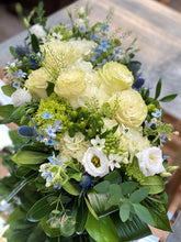 Load image into Gallery viewer, F182 - Modern White and Blue Rectangular Centerpiece (Will substitute white star of beth) - Flowerplustoronto
