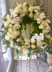 FNS8 - Modern White and Green Wreath - Flowerplustoronto