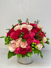 Load image into Gallery viewer, F270 - Rose Luxury
