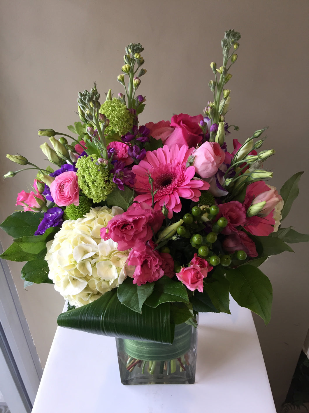 F173 - Pink, Purple, White Fresh Flower Arrangement in Clear Vase - Flowerplustoronto
